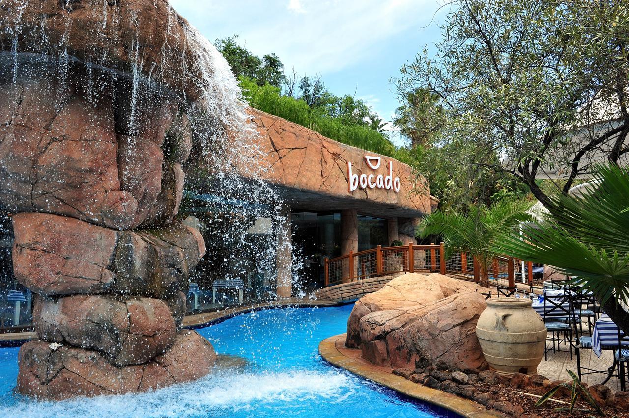 Bush Bungalows At Sun City Resort Rustenburg Dış mekan fotoğraf
